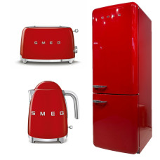 Комплект для кухни в красном цвете от SMEG
