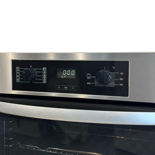 Духовой шкаф H 2266 B CleanSteel