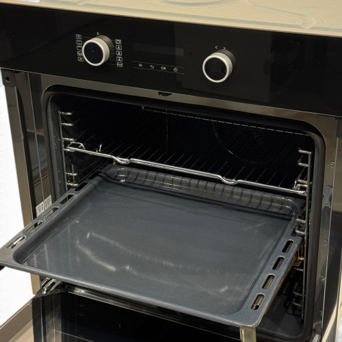 Духовой шкаф H 2467 BP CleanSteel