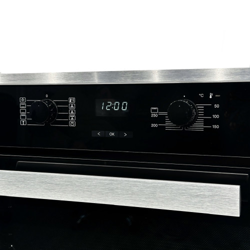 Духовой шкаф H 2663 B CleanSteel