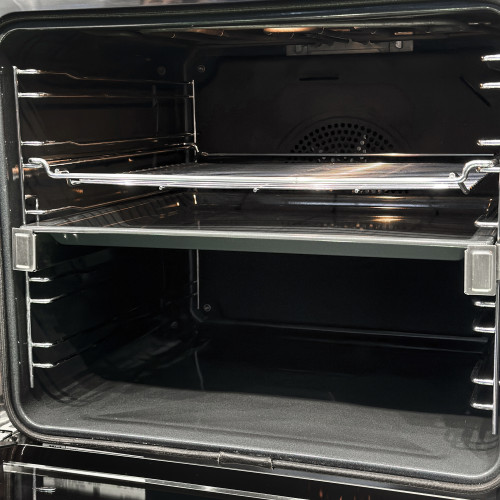 Духовой шкаф H 2663 B CleanSteel