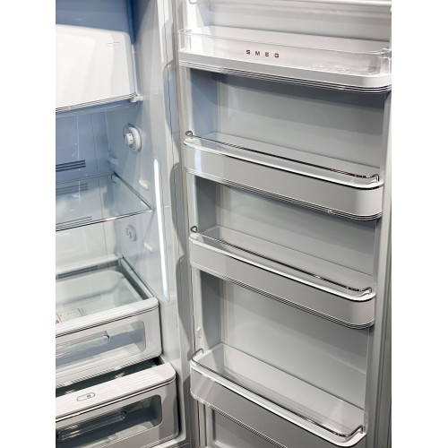 Холодильник SMEG FAB 28 RWH 3