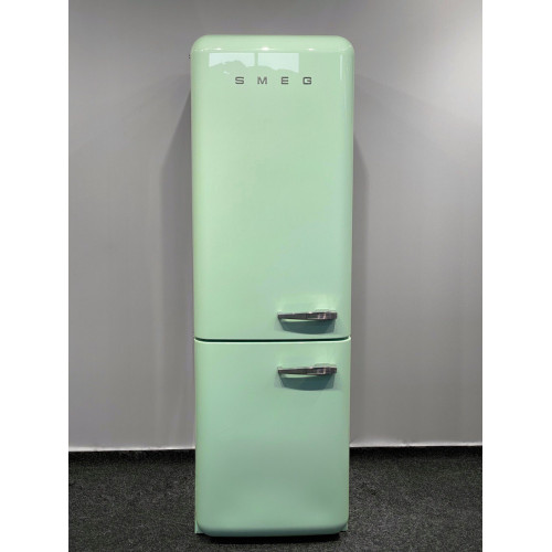 Холодильник SMEG FAB 32 LVN1