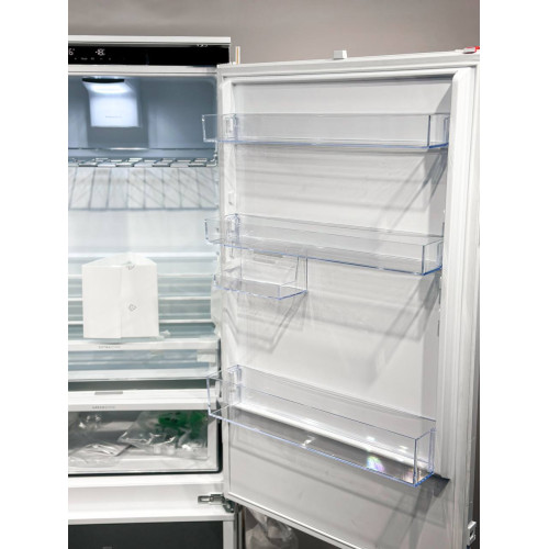 Холодильник ELECTROLUX KNS7TE75S
