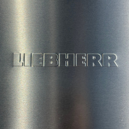 Холодильник LIEBHERR SKBes 4380