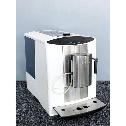 Кофемашина CM 5200 White