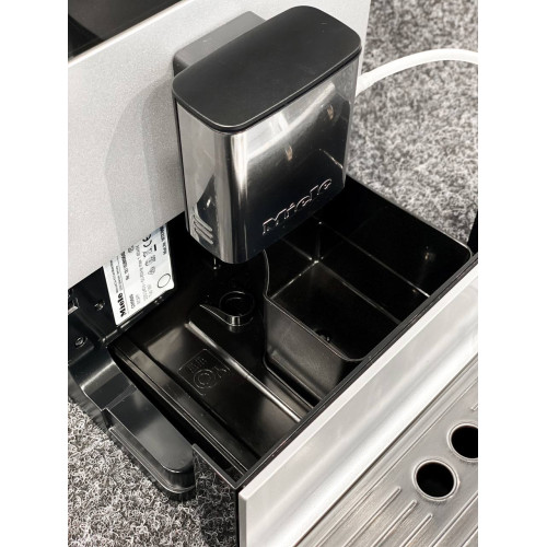 Кофемашина CM 5510 Black/Chrome