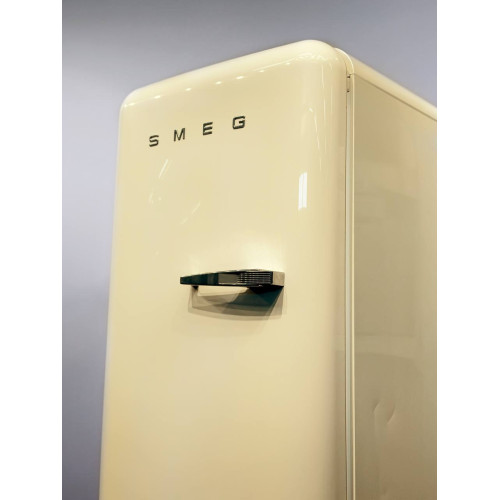 Морозильна камера SMEG CVB 20 LP 1