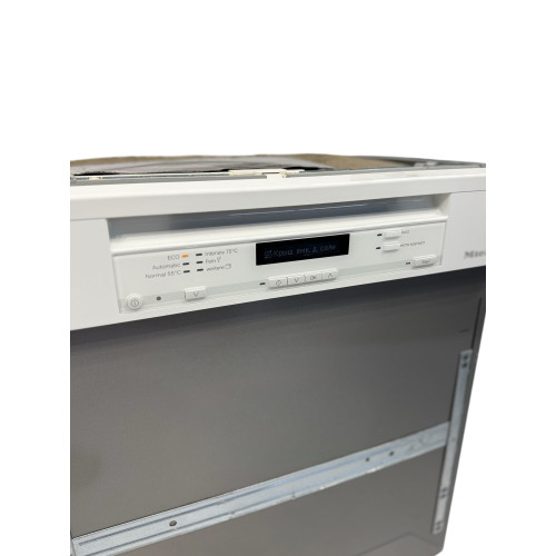Посудомийна машина G 6410 SCi біла