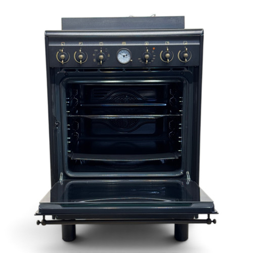 Варочный центр Smeg CO68CMA8
